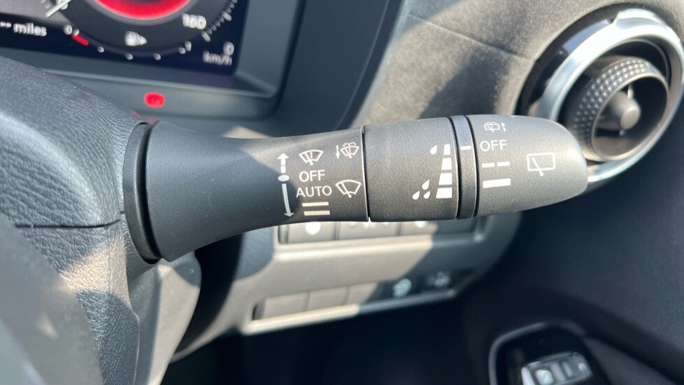 Used Nissan Juke 2025 for sale - 75534035: Photo 27