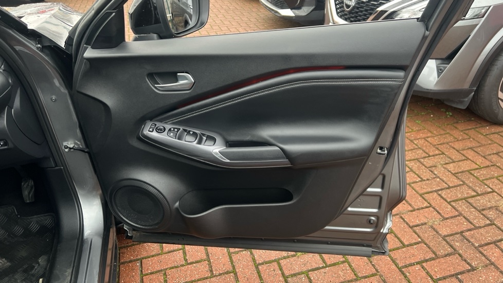 Used Nissan Juke 2023 for sale - 76927752: Photo 32