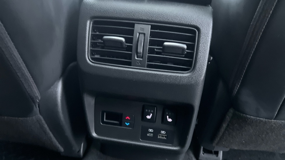 Used Nissan X-Trail 2023 for sale - 76959996: Photo 35