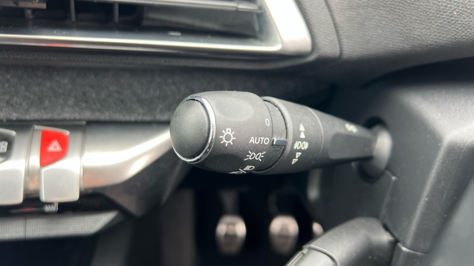 Used Peugeot 3008 2019 for sale - 76272808: Photo 25