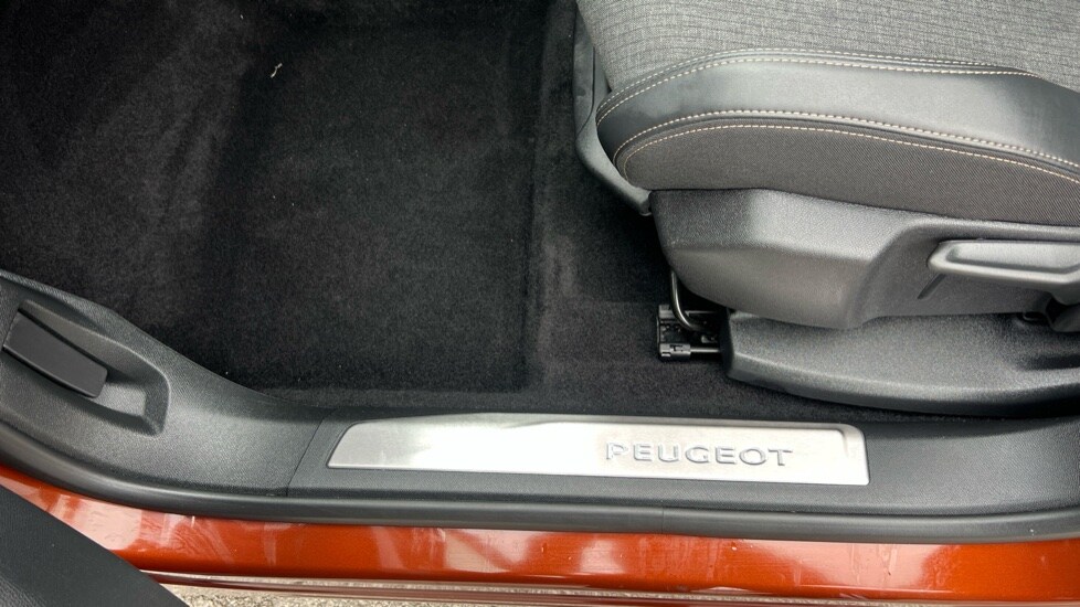 Used Peugeot 3008 2019 for sale - 76272808: Photo 37