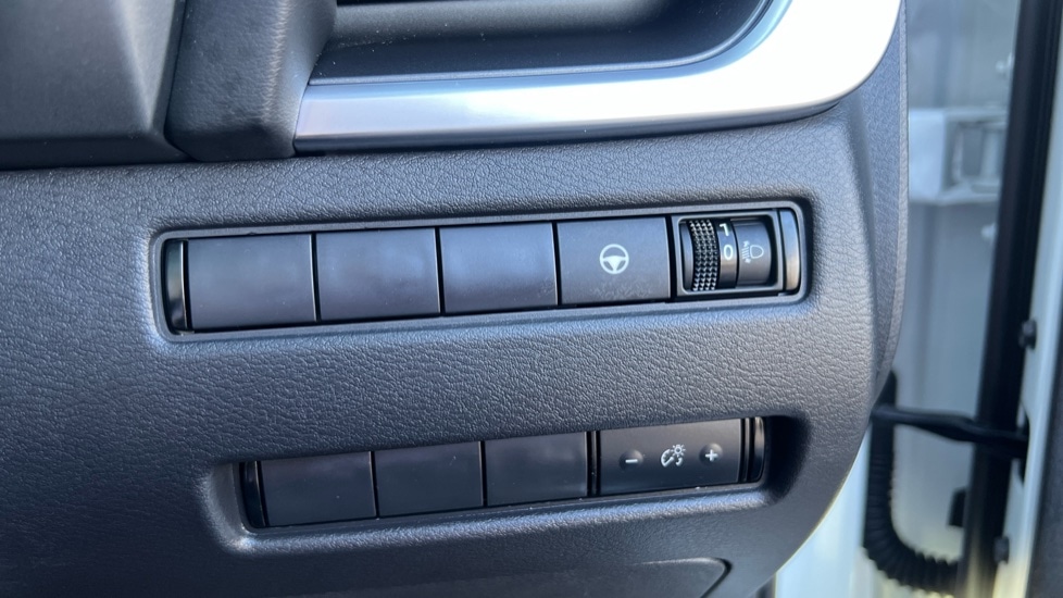 Used Nissan Qashqai 2024 for sale - 76130846: Photo 41