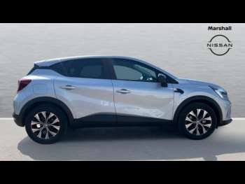 Used Renault Captur 2023 for sale - 75097549: Photo