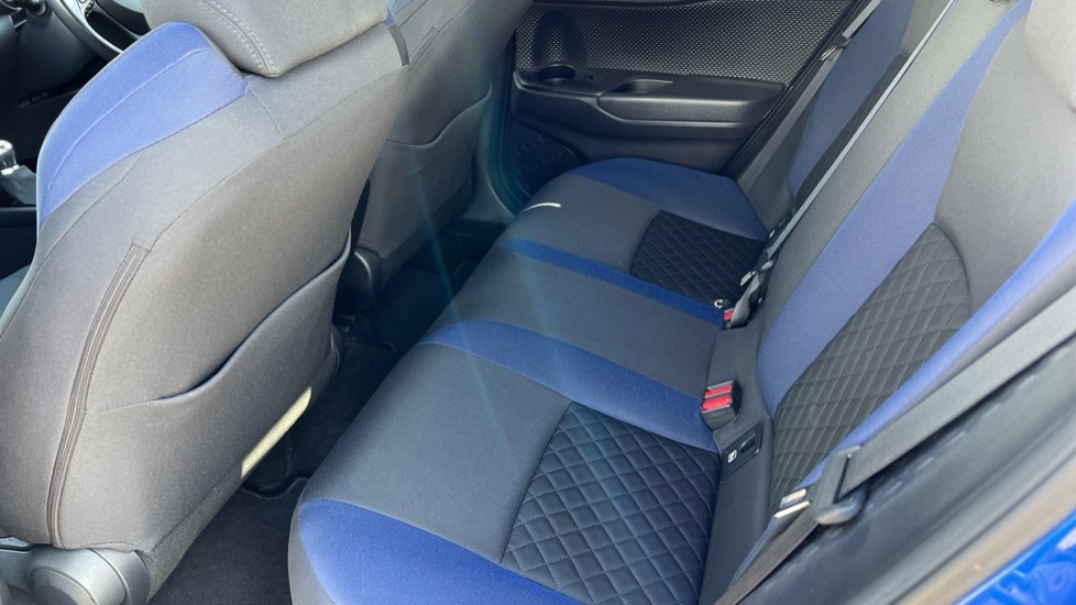 Used Toyota C-HR 2021 for sale - 76870041: Photo 14