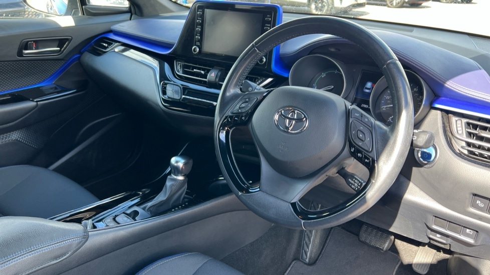 Used Toyota C-HR 2021 for sale - 76870041: Photo 9