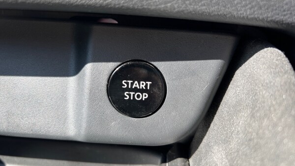Used Nissan Qashqai 2024 for sale - 75636832: Photo 39