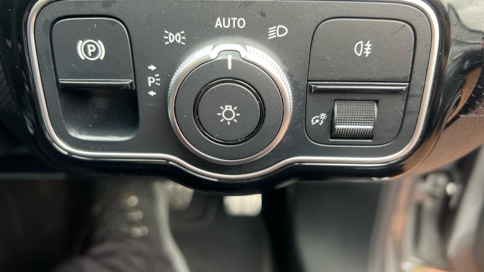 Used Mercedes-Benz CLA 2023 for sale - 76873269: Photo 45