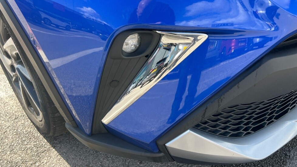 Used Toyota C-HR 2021 for sale - 76176298: Photo 47