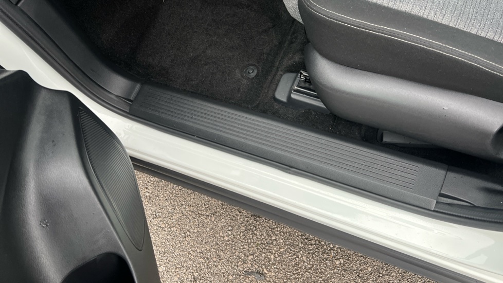 Used Nissan X-Trail 2023 for sale - 76872372: Photo 39