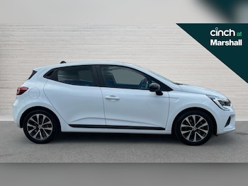 Used Renault Clio 2023 for sale - 75843818: Photo