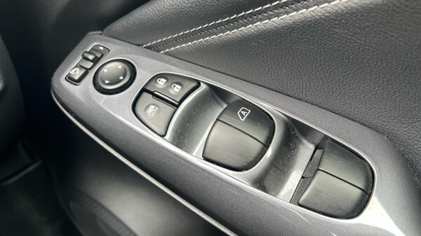 Used Nissan Juke 2023 for sale - 75584297: Photo 31