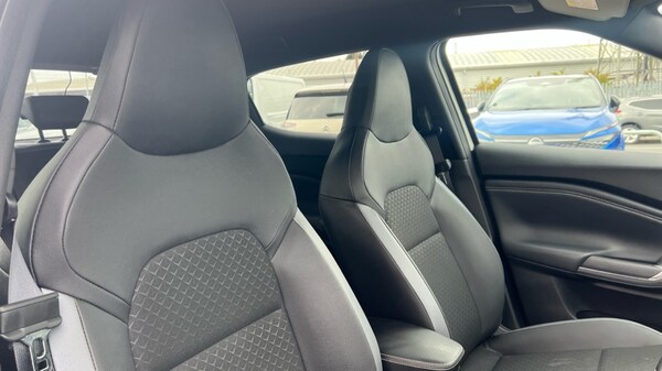 Used Nissan Juke 2023 for sale - 75584297: Photo 32