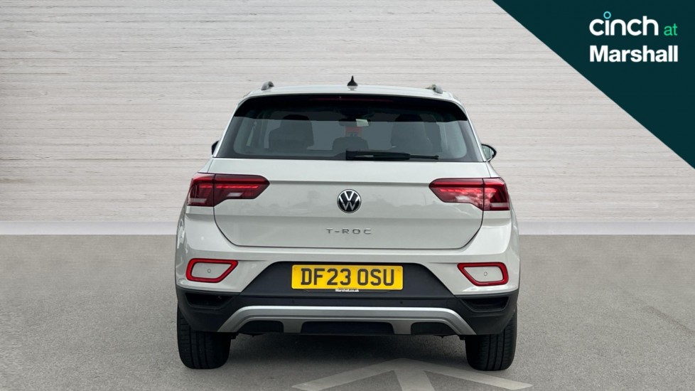 Used Volkswagen T-Roc 2023 for sale - 76112224: Photo 4