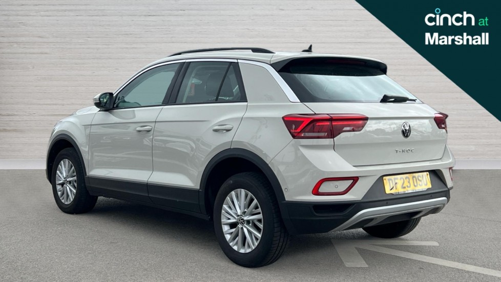 Used Volkswagen T-Roc 2023 for sale - 76112224: Photo 5