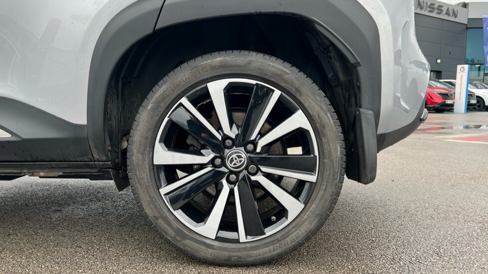 Used Toyota Yaris Cross 2022 for sale - 76873311: Photo 18