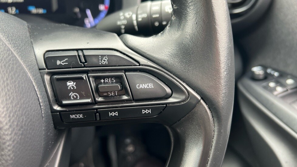 Used Toyota Yaris Cross 2022 for sale - 76873311: Photo 24