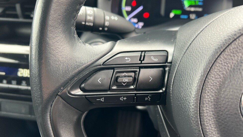 Used Toyota Yaris Cross 2022 for sale - 76873311: Photo 25