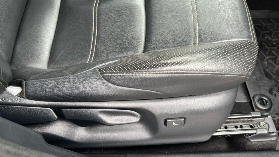 Used Toyota Yaris Cross 2022 for sale - 76873311: Photo 34