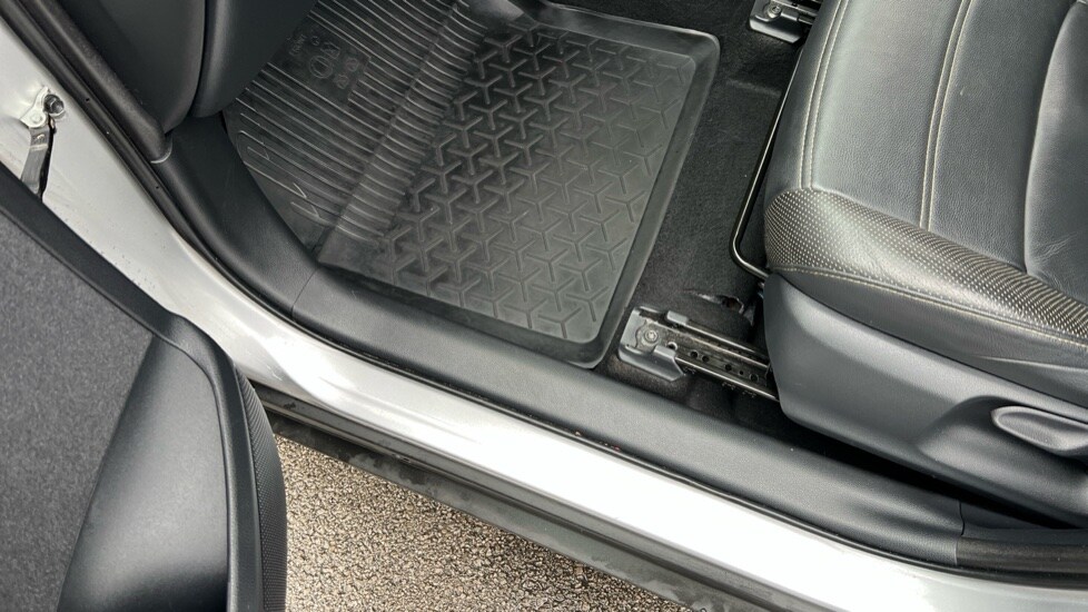 Used Toyota Yaris Cross 2022 for sale - 76873311: Photo 39