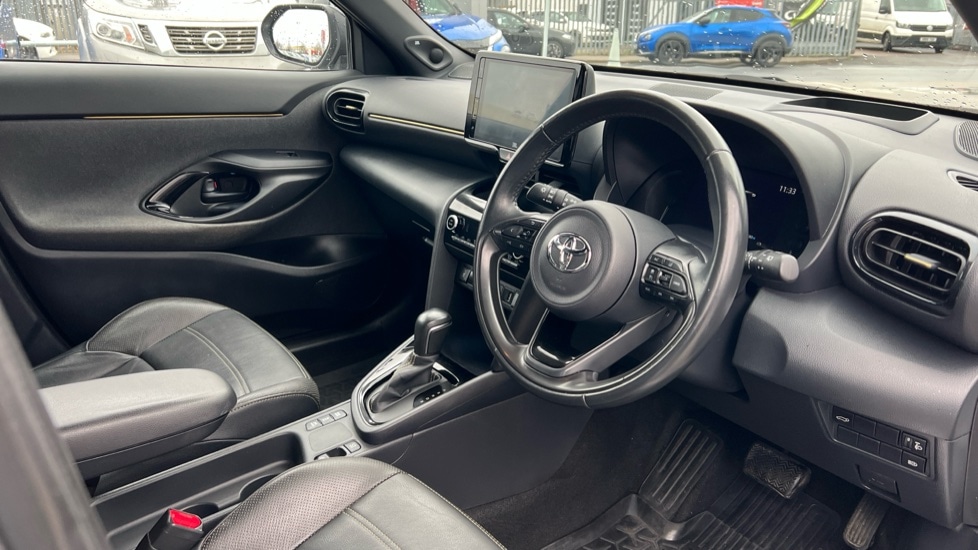 Used Toyota Yaris Cross 2022 for sale - 76873311: Photo 9