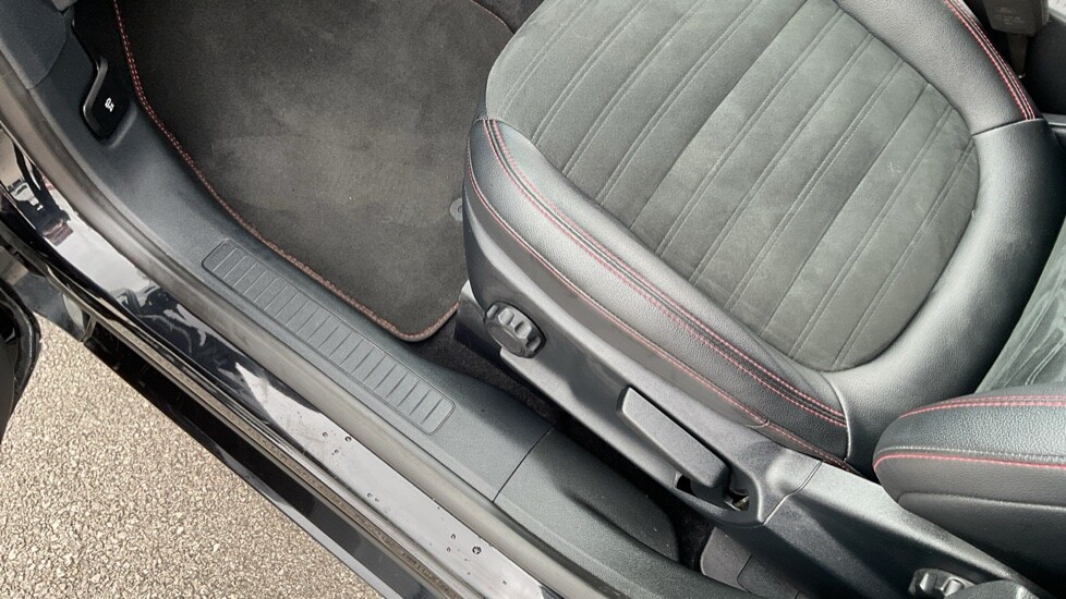 Used Ford Kuga 2021 for sale - 75943417: Photo 37