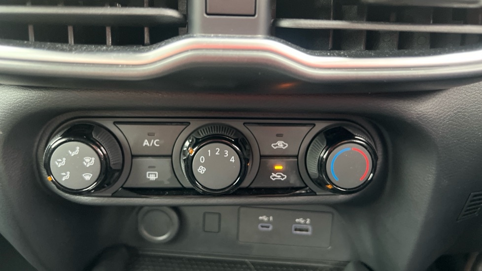 Used Nissan Juke 2024 for sale - 76140001: Photo 42