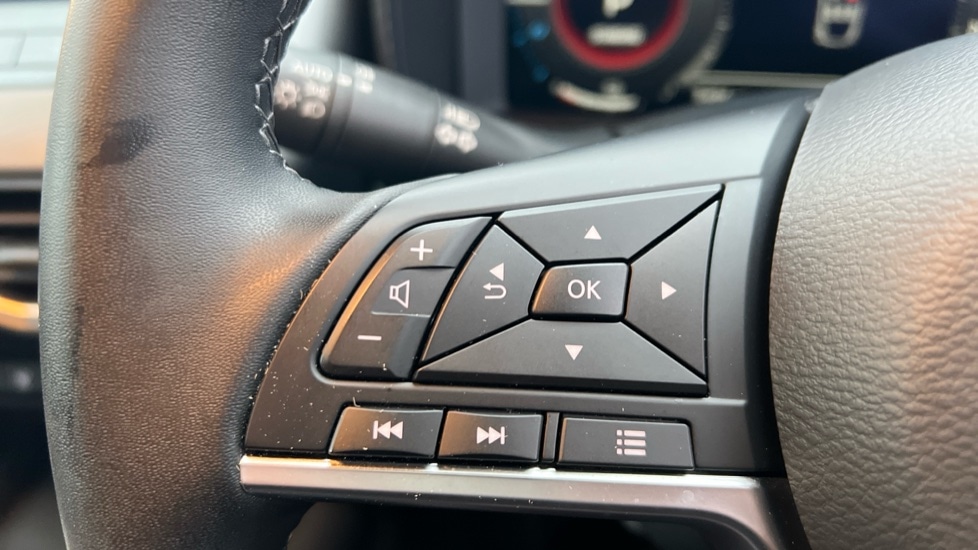 Used Nissan Juke 2024 for sale - 76948505: Photo 27