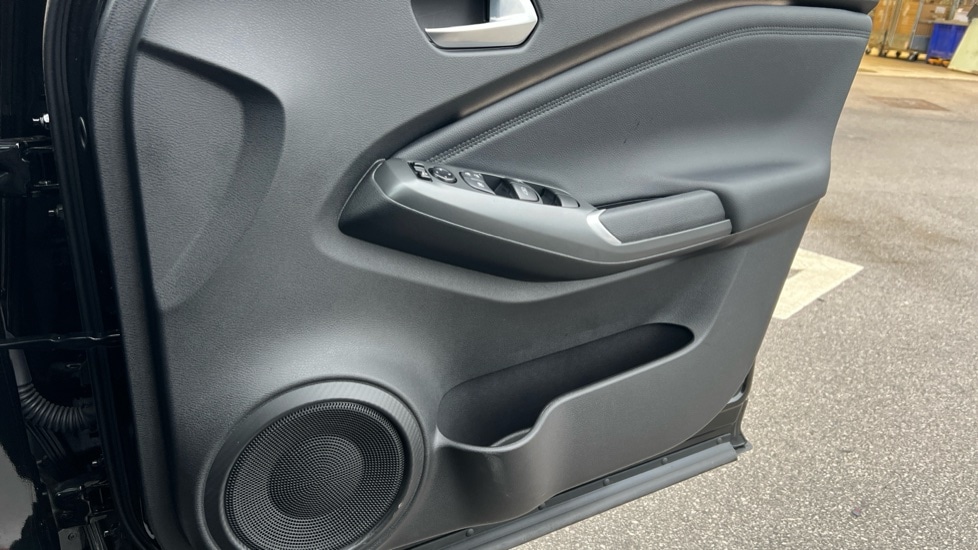 Used Nissan Juke 2024 for sale - 76948505: Photo 32