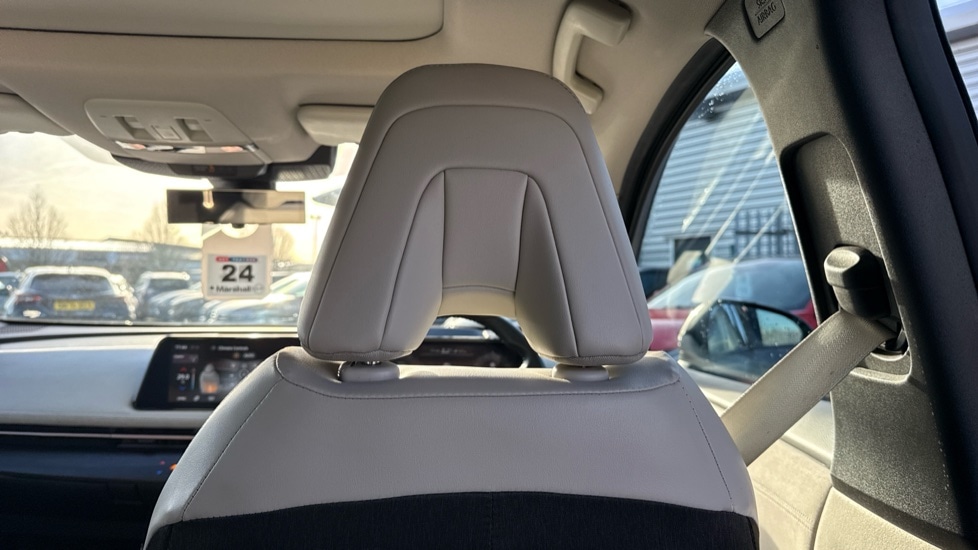 Used Nissan ARIYA 2023 for sale - 76948434: Photo 57