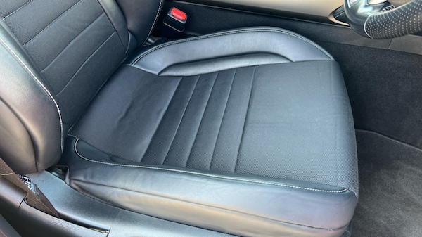 Used Lexus IS 2019 for sale - 74941117: Photo 31