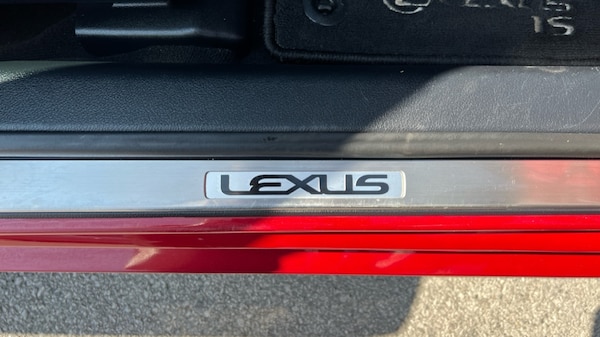 Used Lexus IS 2019 for sale - 74941117: Photo 36