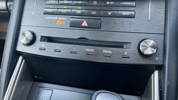 Used Lexus IS 2019 for sale - 74941117: Photo 38