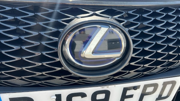 Used Lexus IS 2019 for sale - 74941117: Photo 57