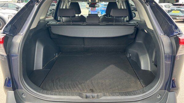 Used Toyota RAV4 2022 for sale - 75019006: Photo 15