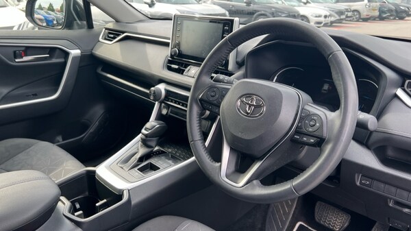 Used Toyota RAV4 2022 for sale - 75019006: Photo 9