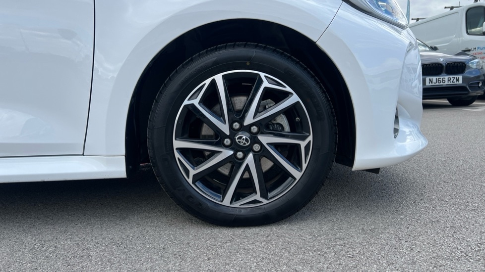 Used Toyota Yaris 2023 for sale - 76872001: Photo 20