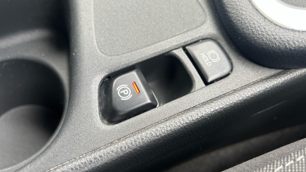 Used Toyota Yaris 2023 for sale - 76872001: Photo 37