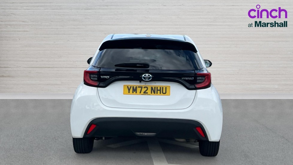 Used Toyota Yaris 2023 for sale - 76872001: Photo 4