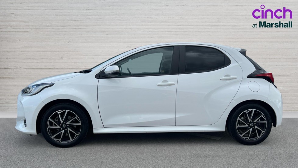 Used Toyota Yaris 2023 for sale - 76872001: Photo 6