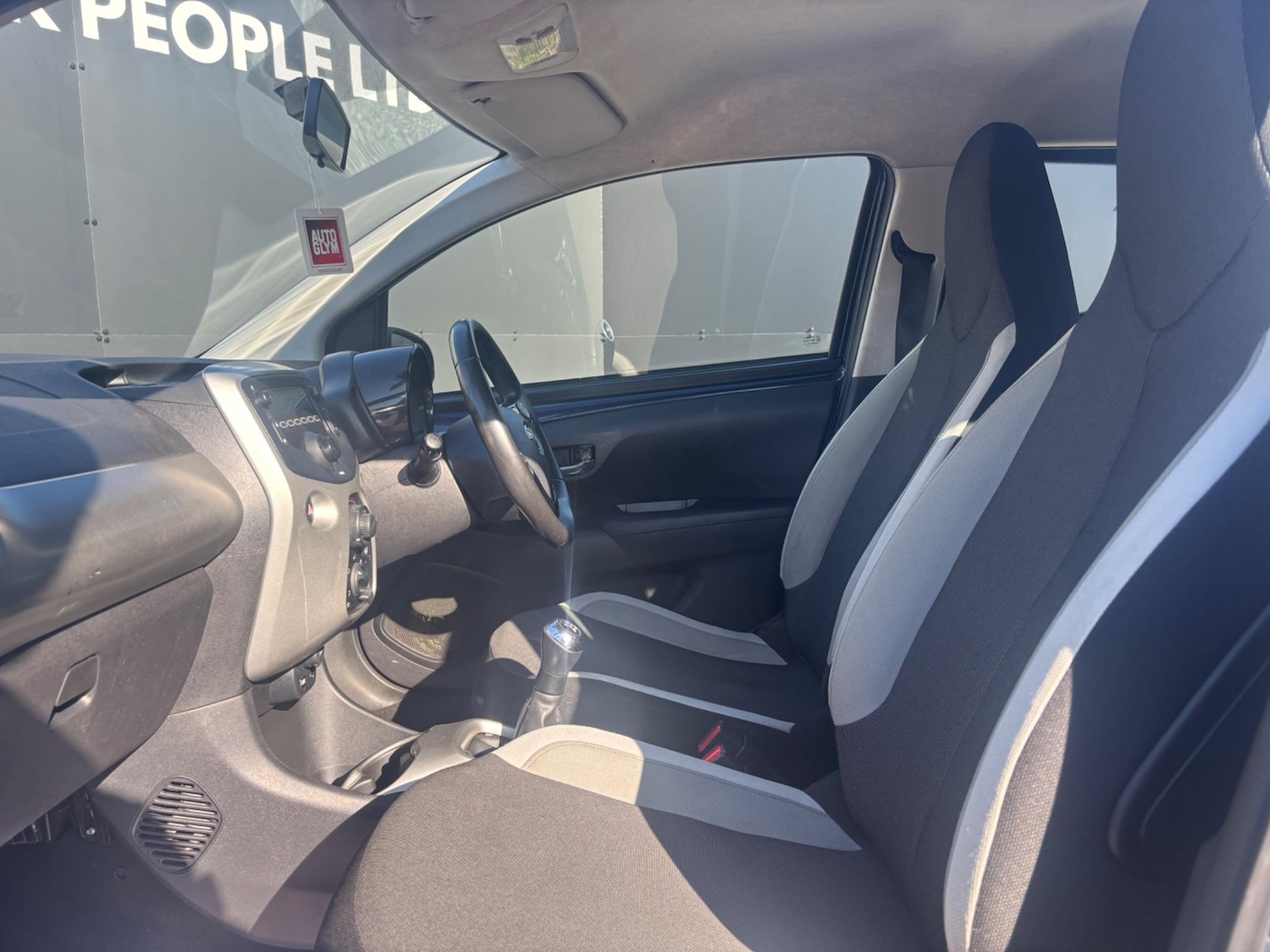 Vehicle 29