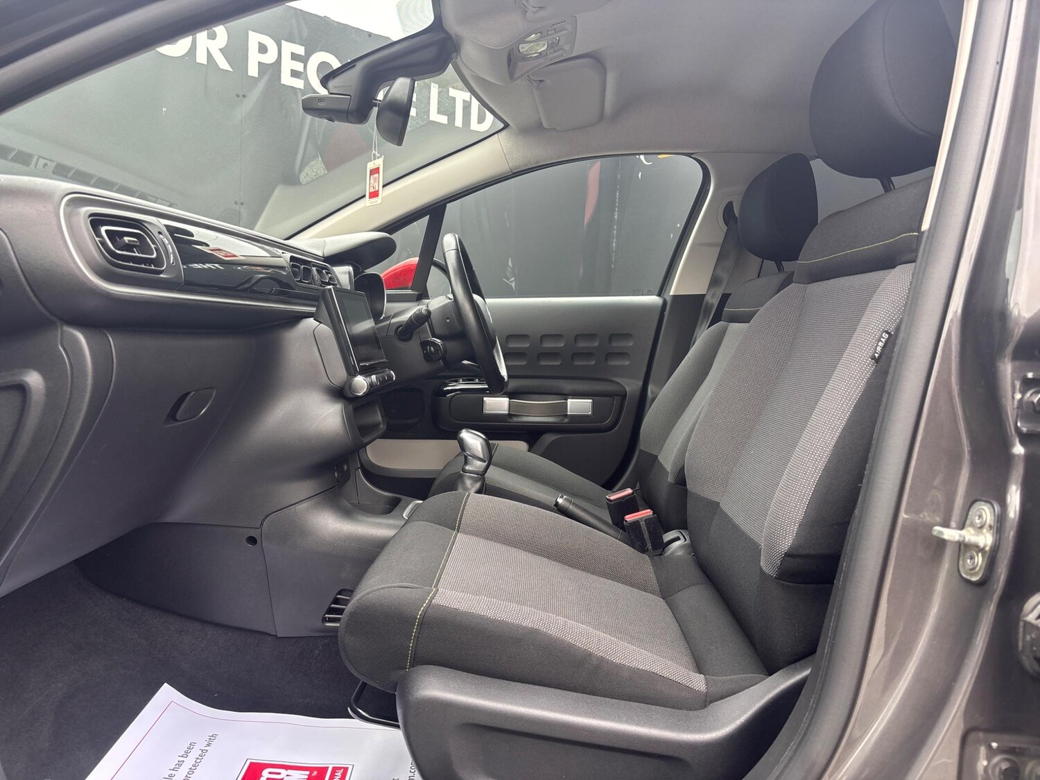 Vehicle 29