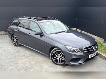 Used Mercedes-Benz E-Class 2015 for sale - 75687638: Photo