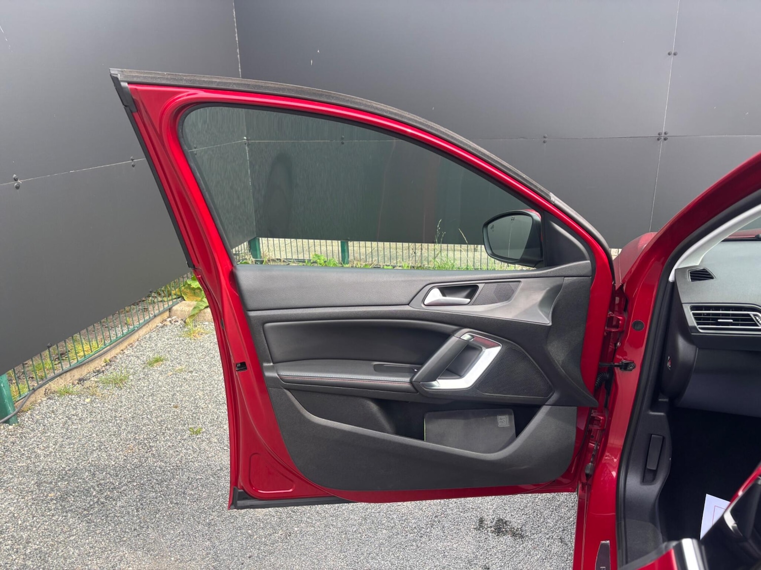 Vehicle 29