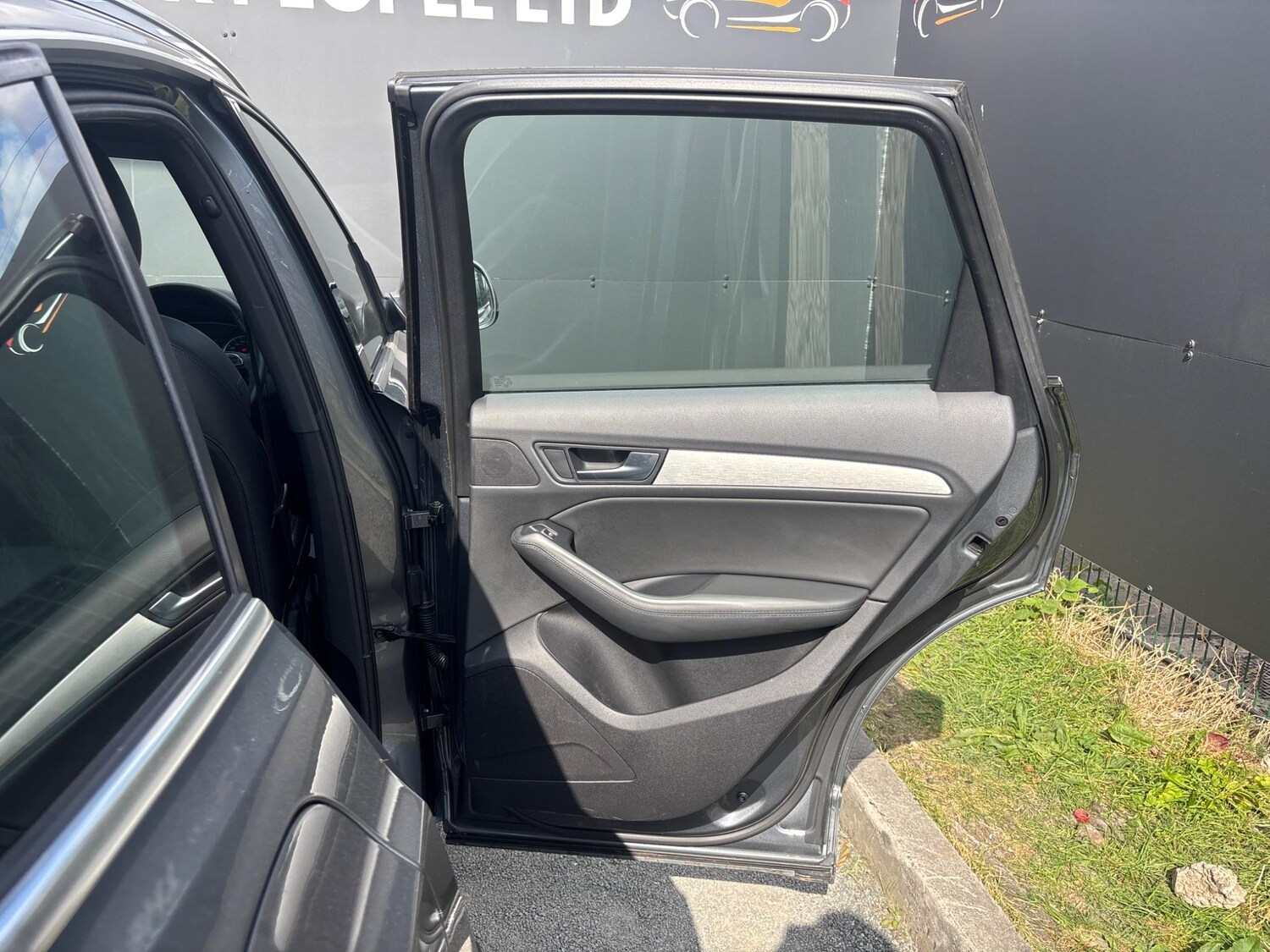 Vehicle 40