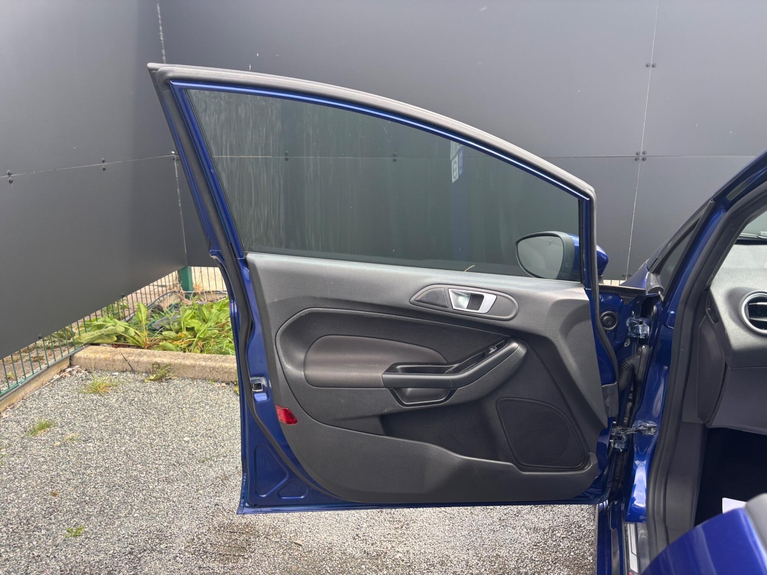 Vehicle 28