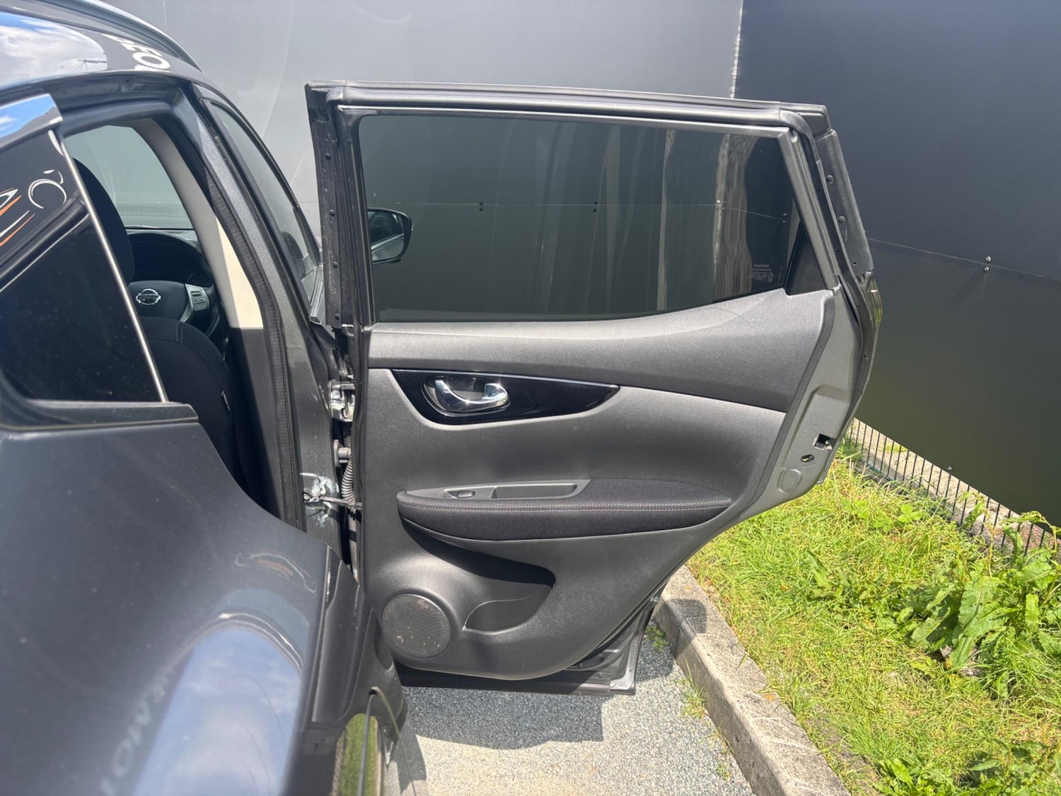 Vehicle 42