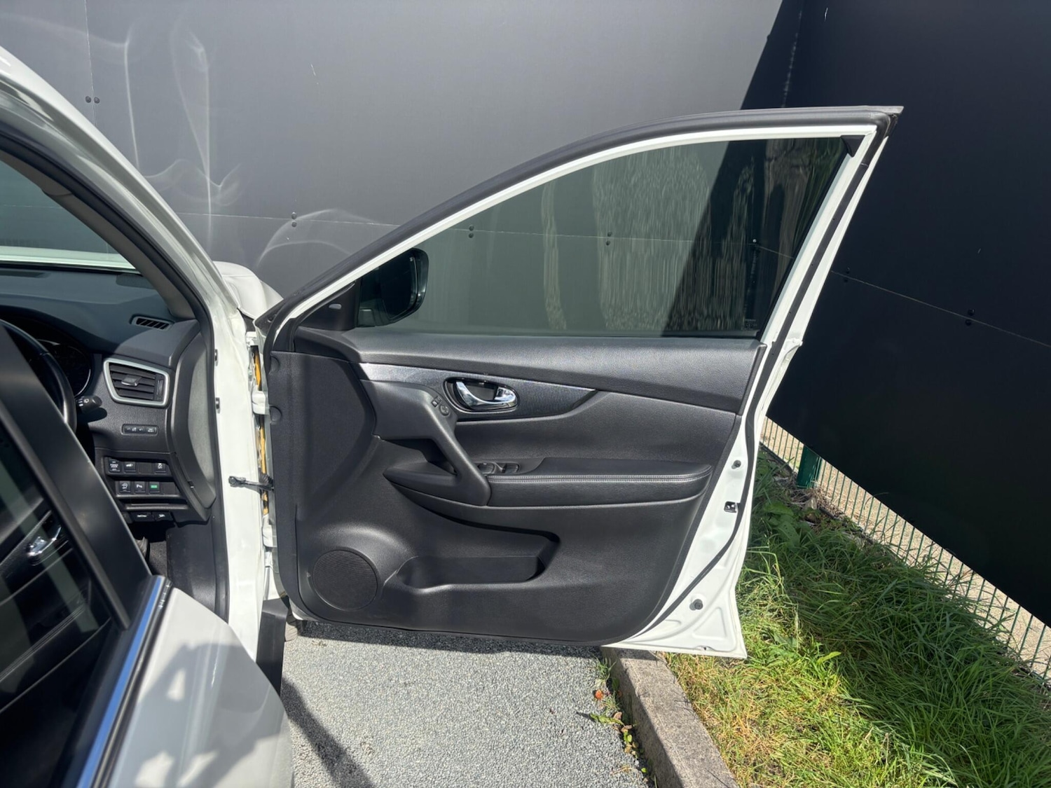 Used Nissan X-Trail 2017 for sale - 76020409: Photo 20