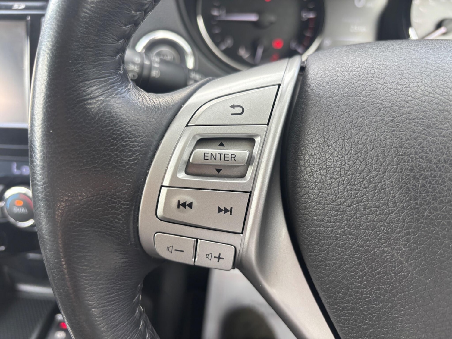 Used Nissan X-Trail 2017 for sale - 76020409: Photo 25