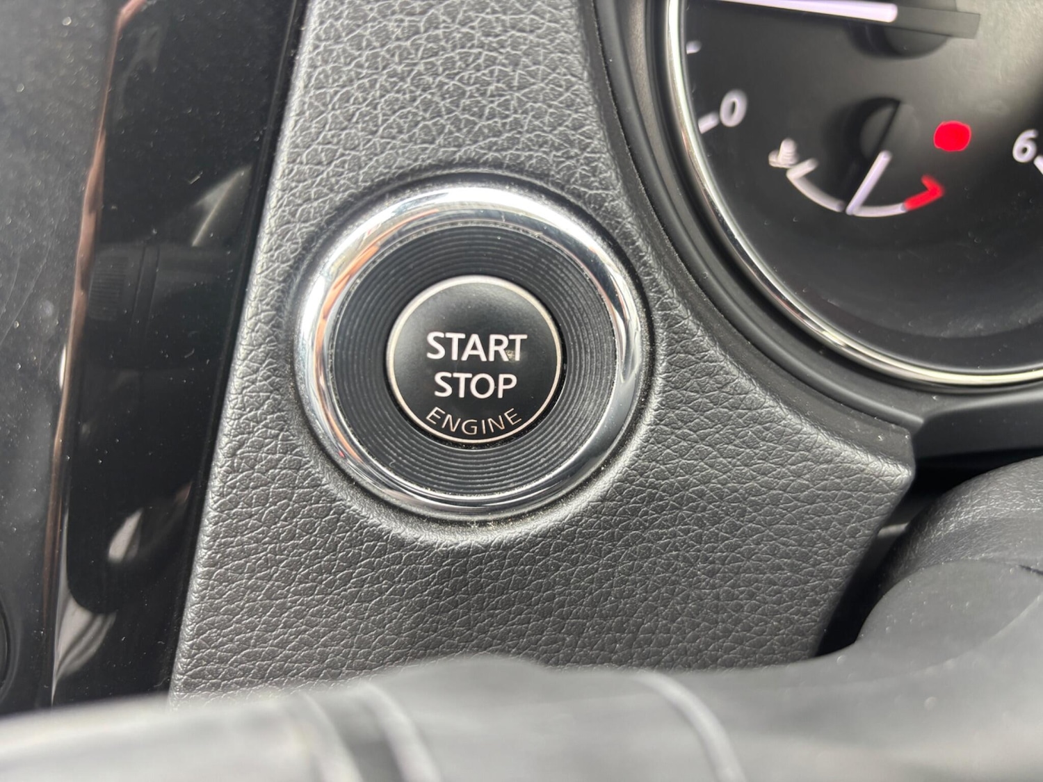 Used Nissan X-Trail 2017 for sale - 76020409: Photo 28
