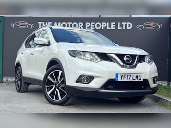 Used Nissan X-Trail 2017 for sale - 76020409: Photo 2